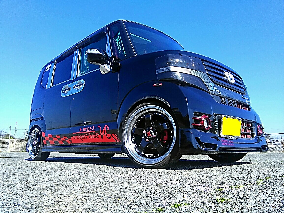 極楽蝶さんのNボックスカスタム