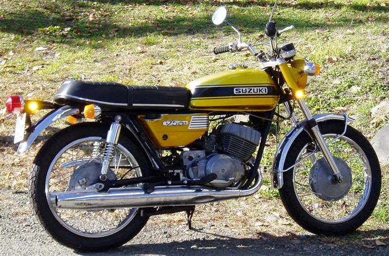黒いTCさんのGT250