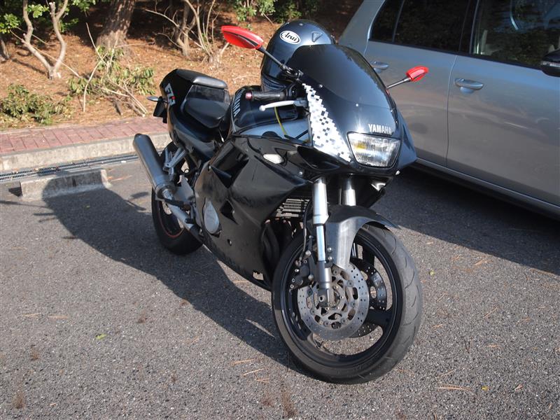 ヤマハ FZR250R