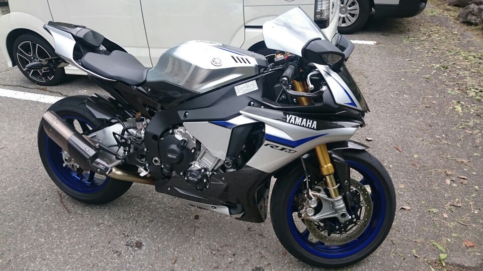 HY51-KBBさんのYZF-R1M