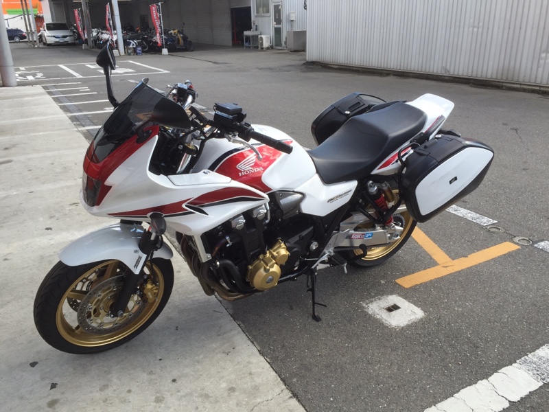 NittsuさんのCB1300ST