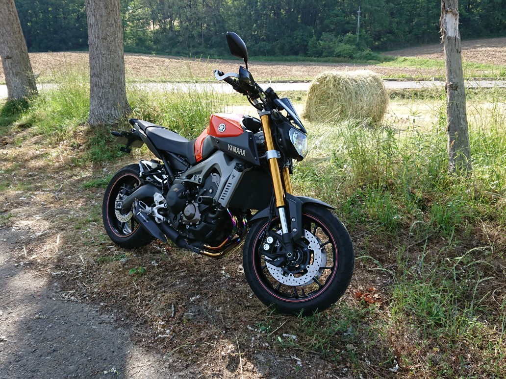 えび★さんのMT-09