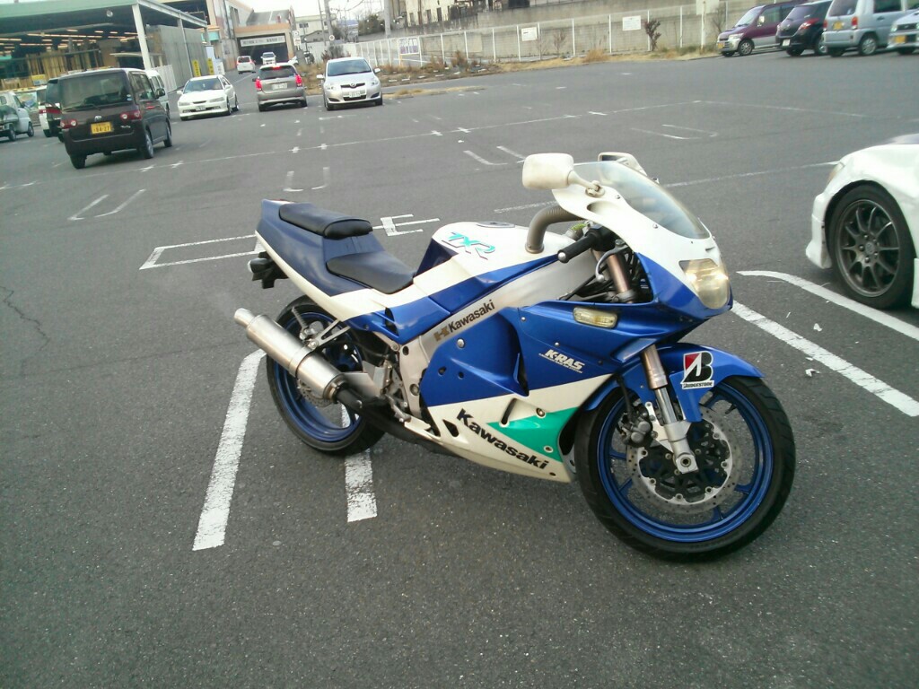 にあXDJさんのZXR250