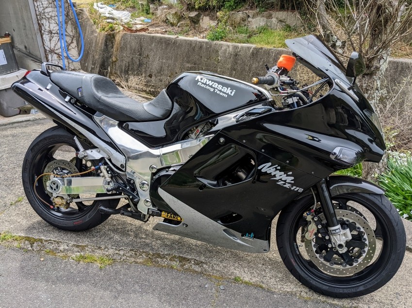 カワサキ ZZR1100