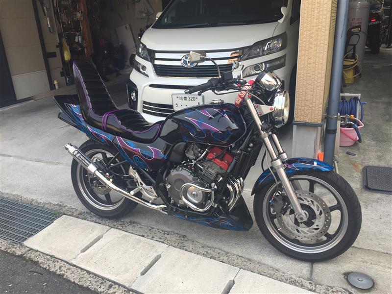 エンジン・代表取締役さんのCB250F ジェイド