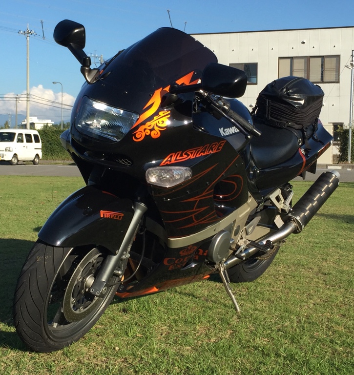 lovinson1643さんのZZR400