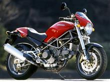 あお色６号さんのMONSTER1000S
