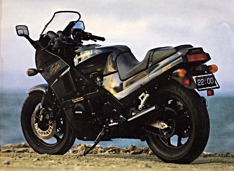 ZRX999さんのGPZ400R