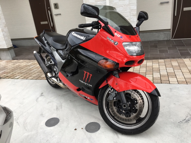 國男さんのZZR1100