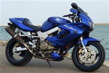 みんカラ Vtr1000f カスタムのキーワード検索結果一覧