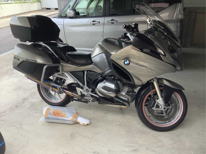 エコにはうんざりさんのR1200RT LC