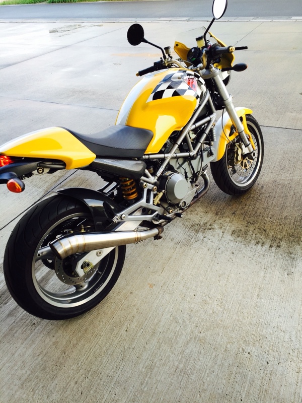 とびさんそうじのパパさんのMONSTER 1000S ie