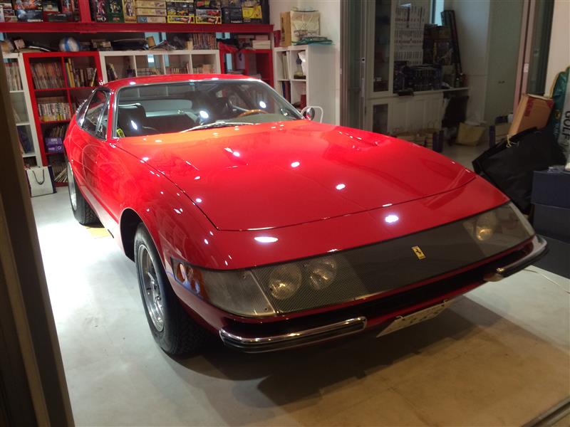 ハンドル重い(^.^)さんの365GTB/4 デイトナ
