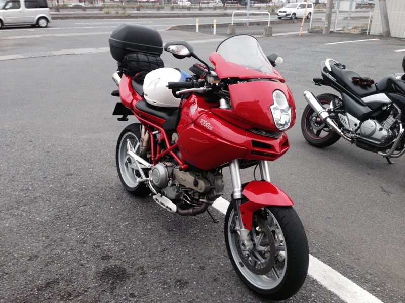 hidezo japanさんのムルティストラーダ 1000DS