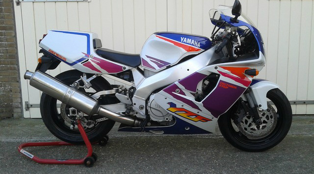 Leonhart WirnsbergerさんのYZF750SP