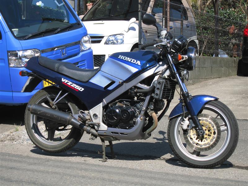 BLUE_ACTYさんのVTZ250K