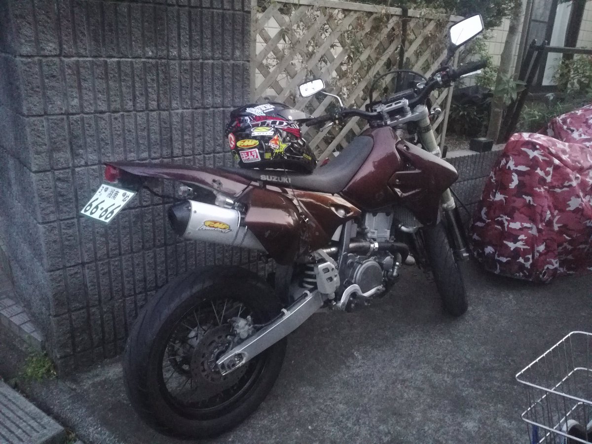 まっつ123さんのDR-Z400SM