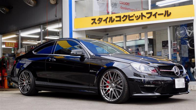 cockpitさんのAMG C63 Perfomance Package