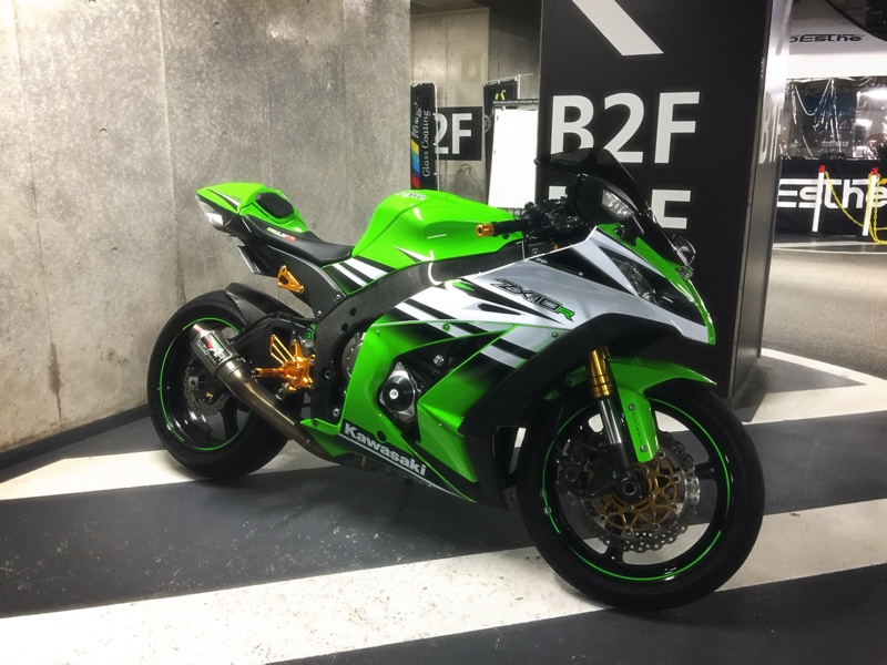 VちゃんぐさんのZX-10R
