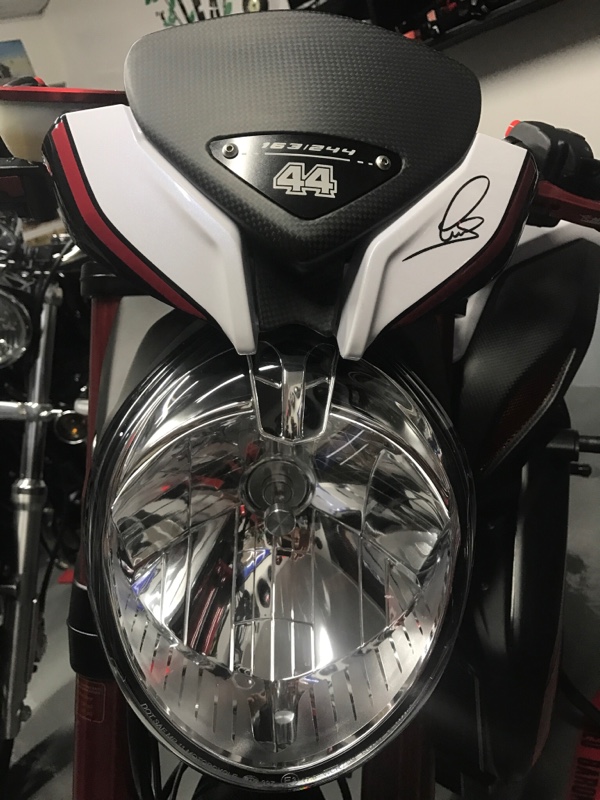 金の美糖さんのブルターレ 800RR