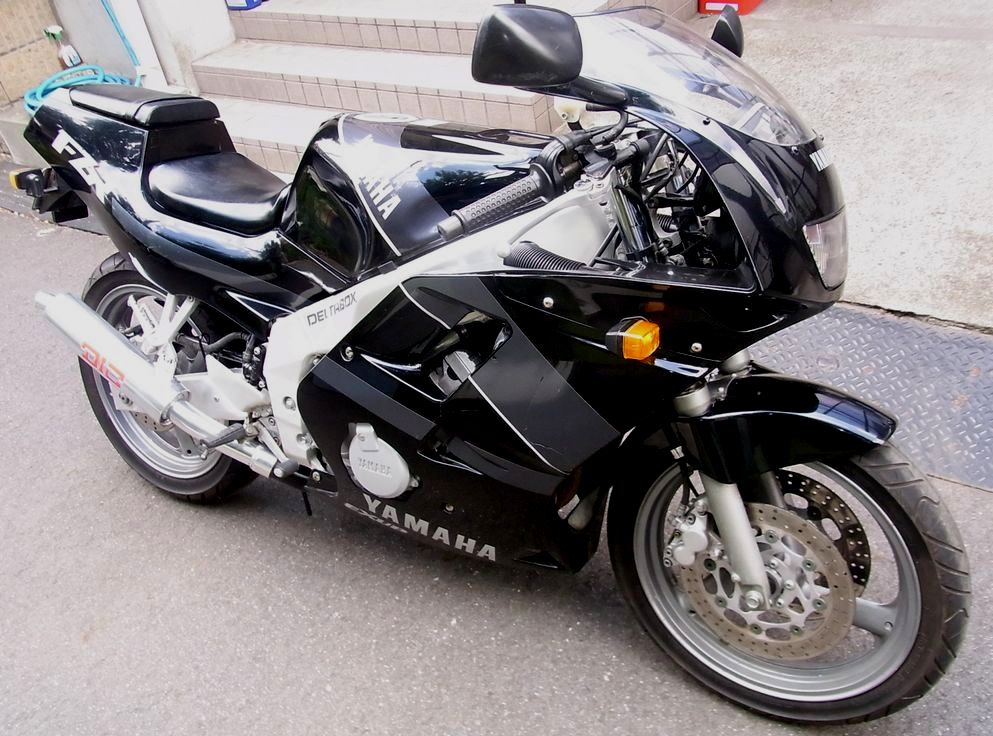 mpxさんのFZR250R_3LN3