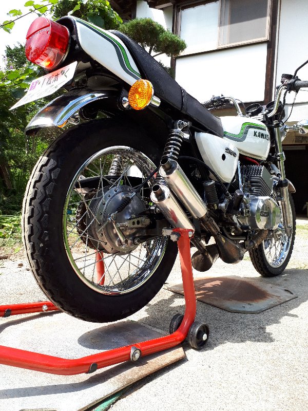 touch21さんの250SS Mach I (マッハ)
