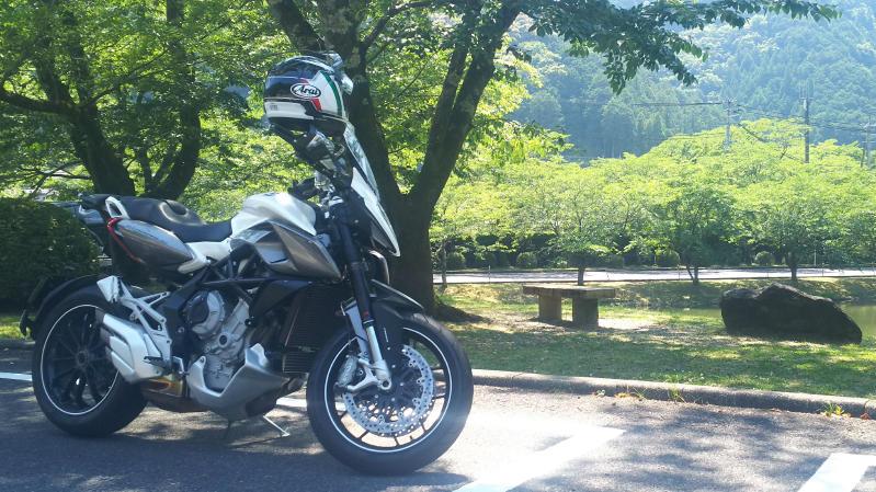 秀2さんのストラダーレ800