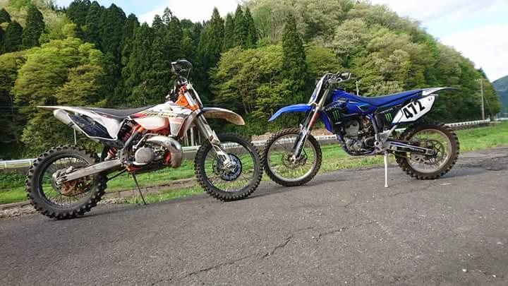 智也さんの250EXCSIXDAYS