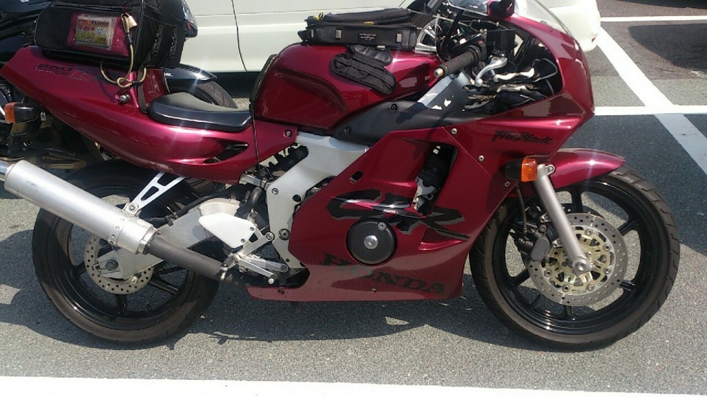 くりらんさんのCBR250RR(MC22)