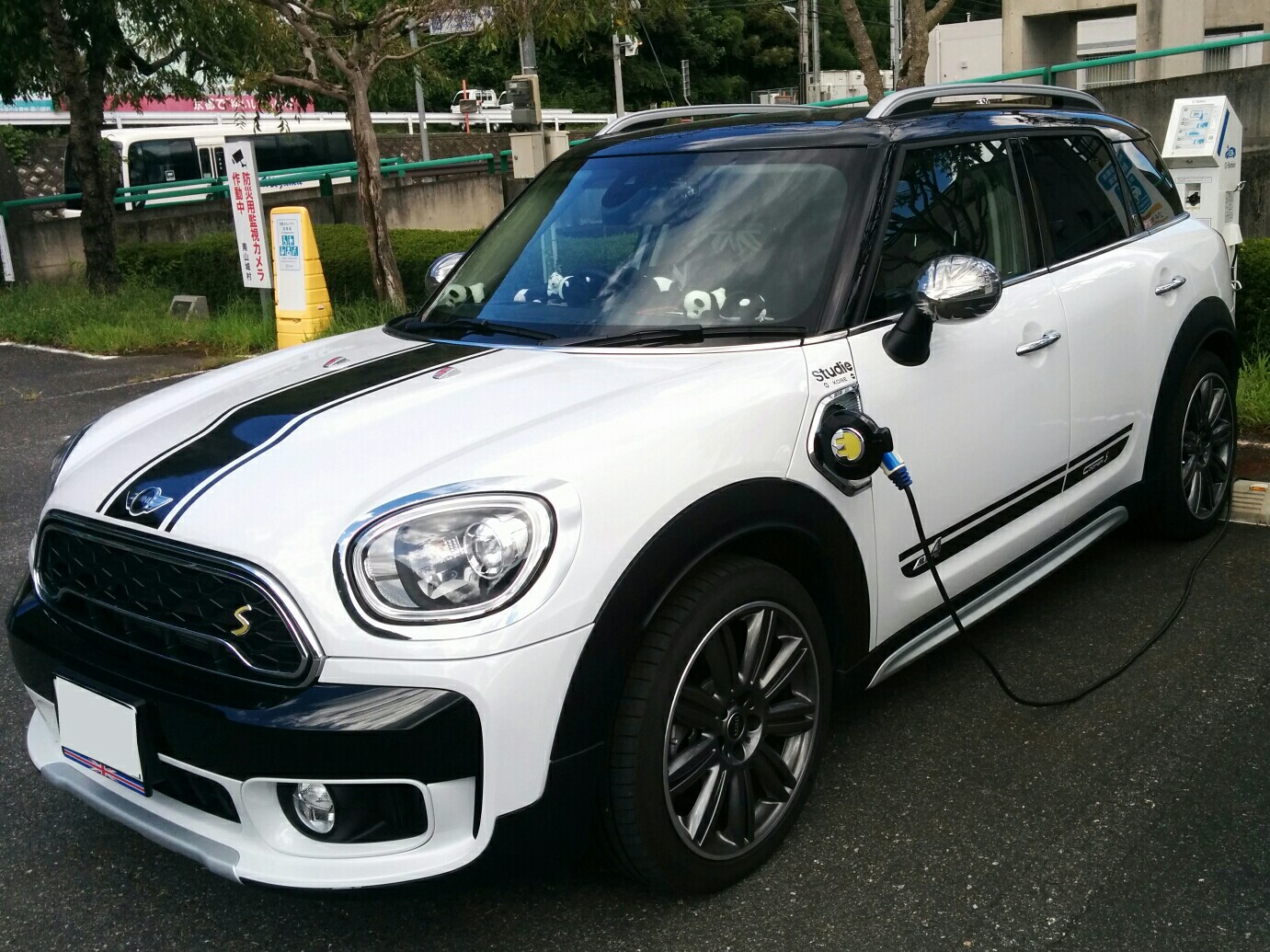 タコッチさんのMINI Crossoverハイブリッド