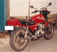 エンスーサンスーさんのGSX400F
