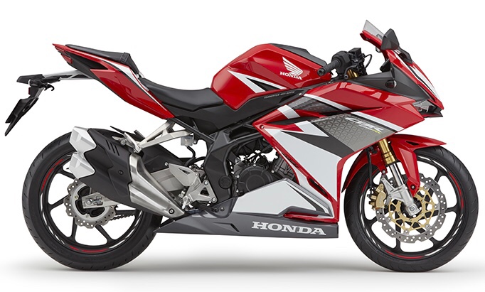 YoshikiさんのCBR250RR