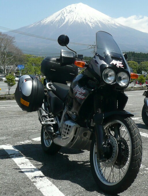 やっさんやさんのアフリカツイン750