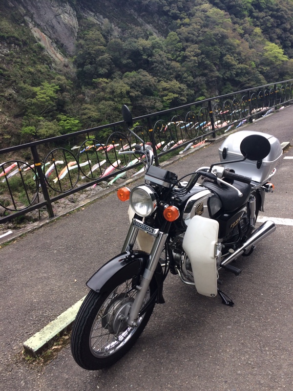 鈴虫マンさんのCD125S
