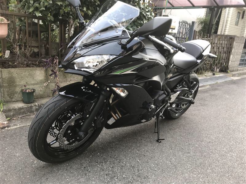 るみにゃんさんのニンジャ650 ABS KRT Edition