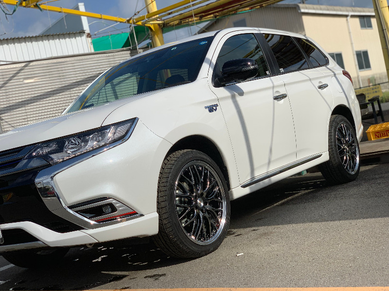 fwih1740さんのアウトランダーPHEV