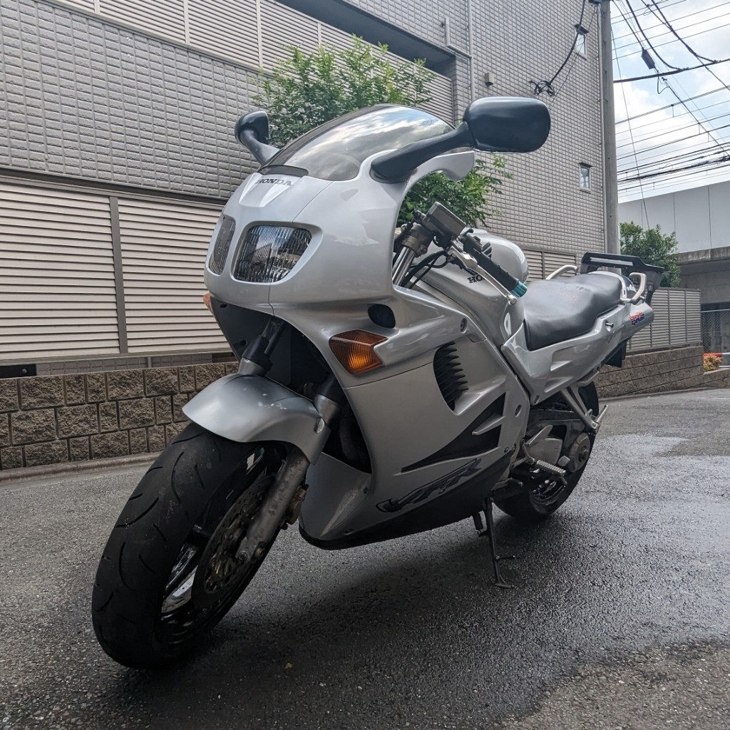 Reopon.WさんのVFR750F