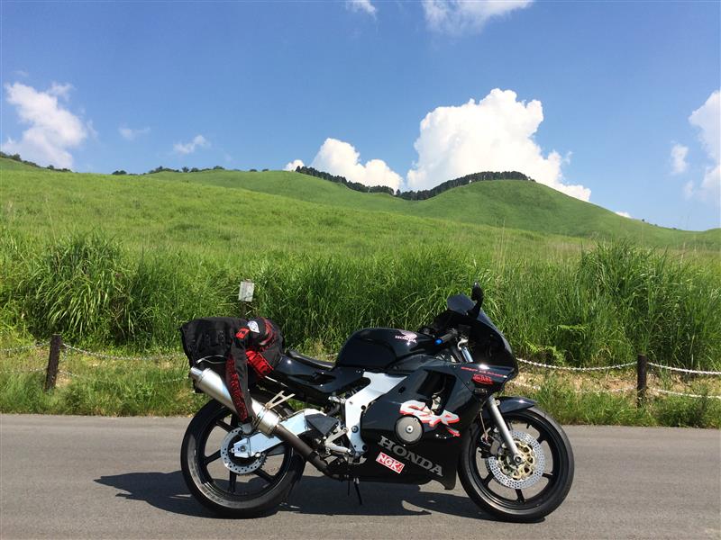 ばぁーもさんのCBR250RR(MC22)