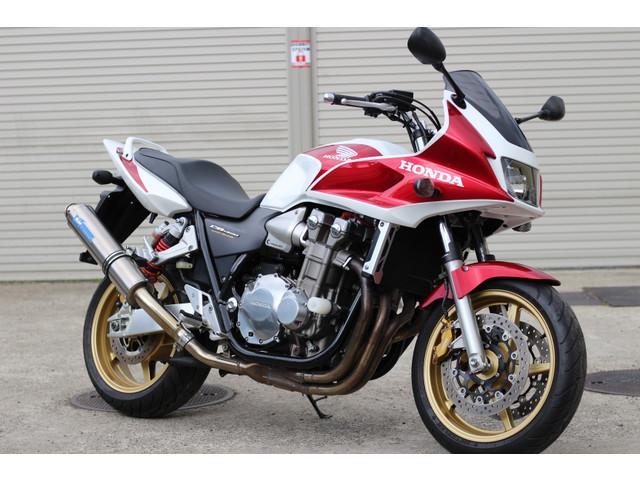 直線総長さんのホンダ CB1300スーパーボルドール