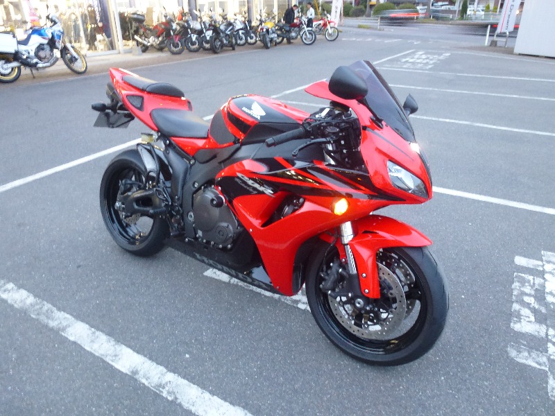 Cbr1000rr Sc57 後期 ホンダ Hide199の愛車 みんカラ