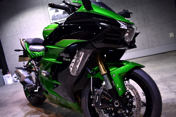 REVOLTさんのNinja H2 SX