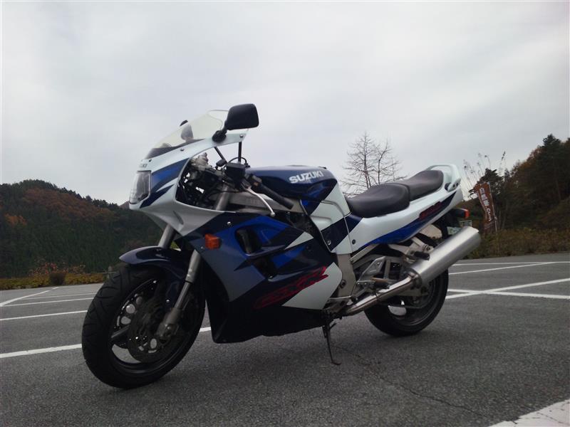 ben-M&SさんのGSX-R1100W
