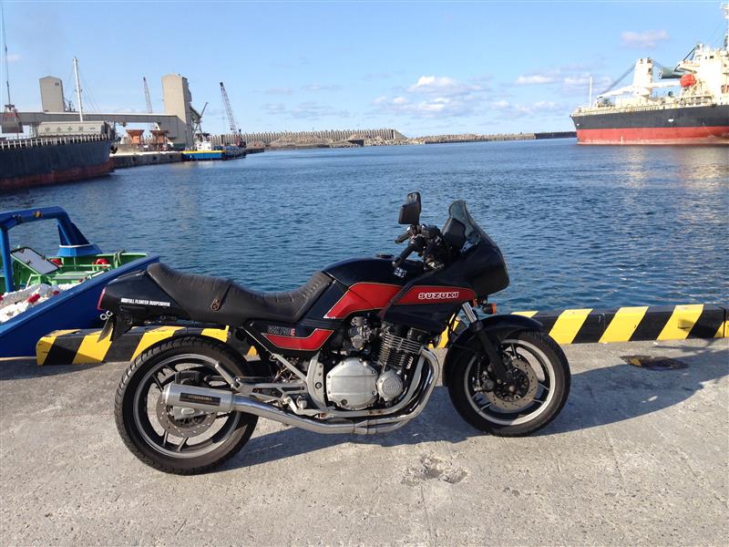 ギルドD-25さんのGSX750E-4