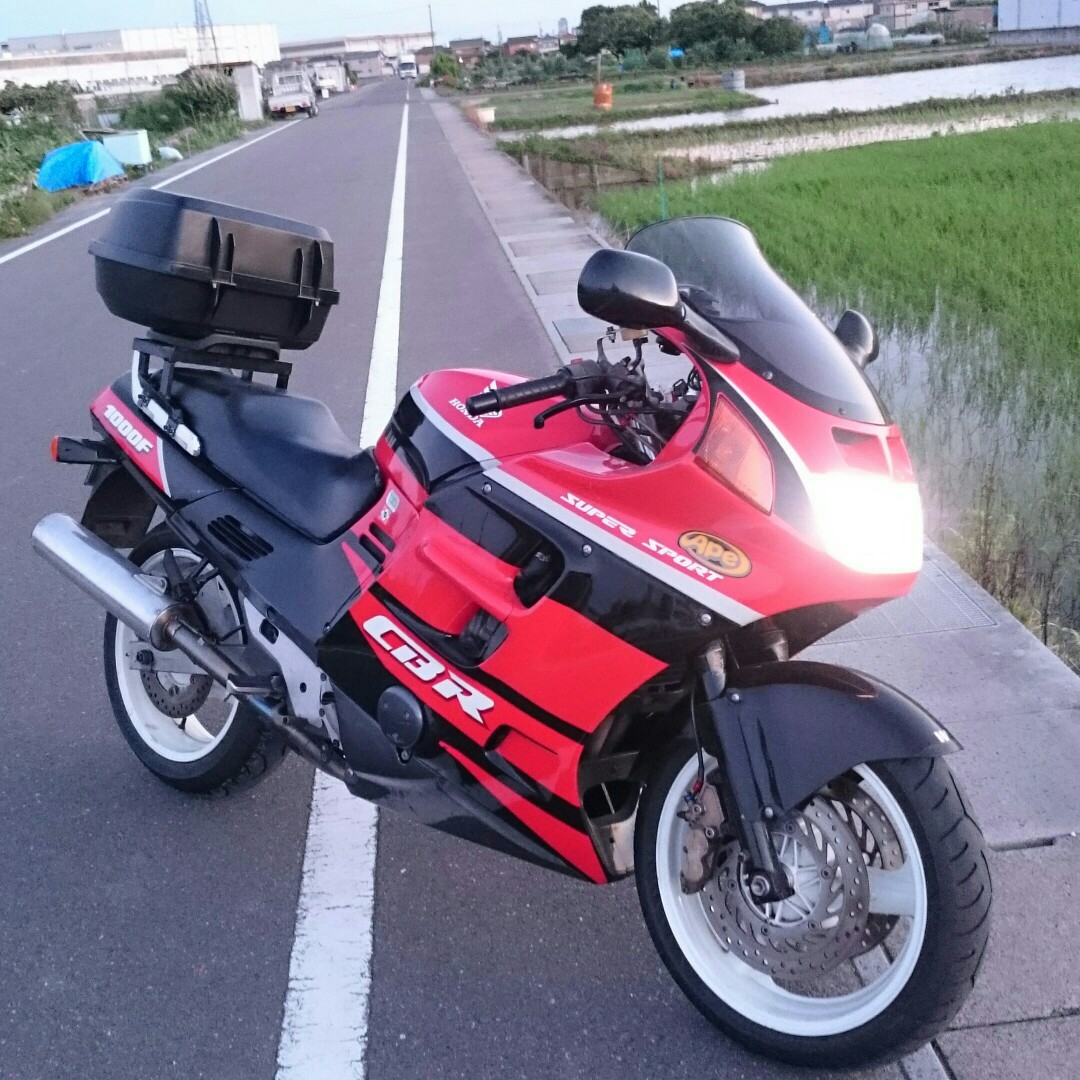 ホンダ・CBR1000F