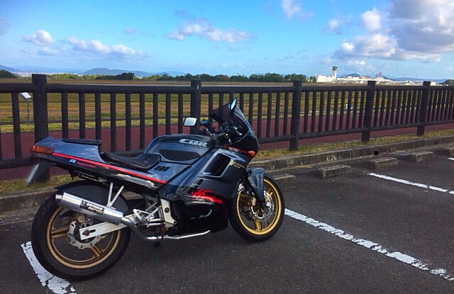 Σ( ̄Д ̄ )!ちろ丸@ここさんのCBR250R MC17
