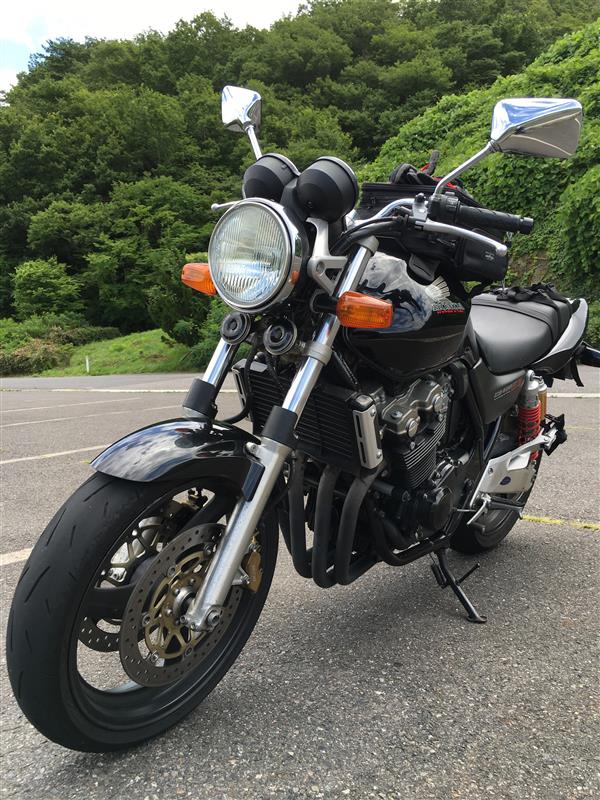 トモスケWさんのCB400SF HYPERVTEC SPECII