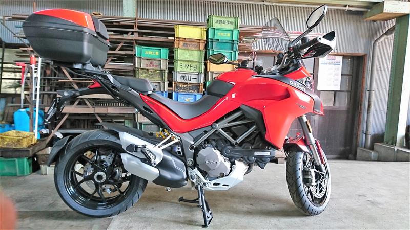 のっさんさんのムルティスウトラーダ1260S