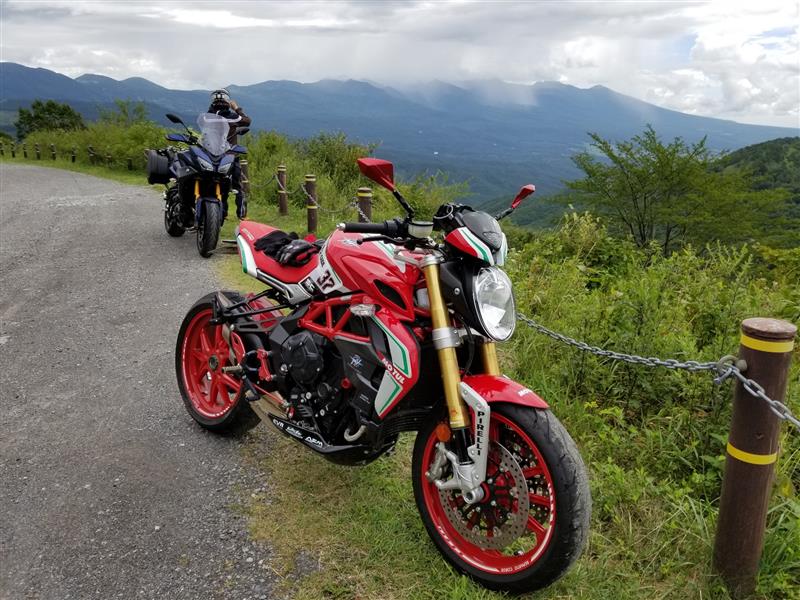 ぽっぽ君さんのMV アグスタ800ドラッグスター800RC