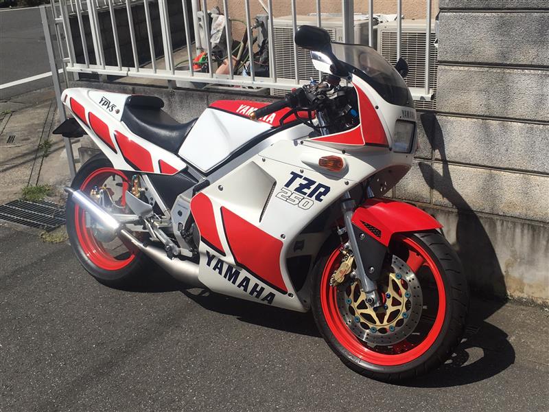 マルボロワンさんのTZR250-