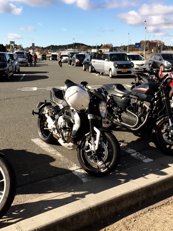 まにあっくDさんのMV アグスタ800ドラッグスター800RC